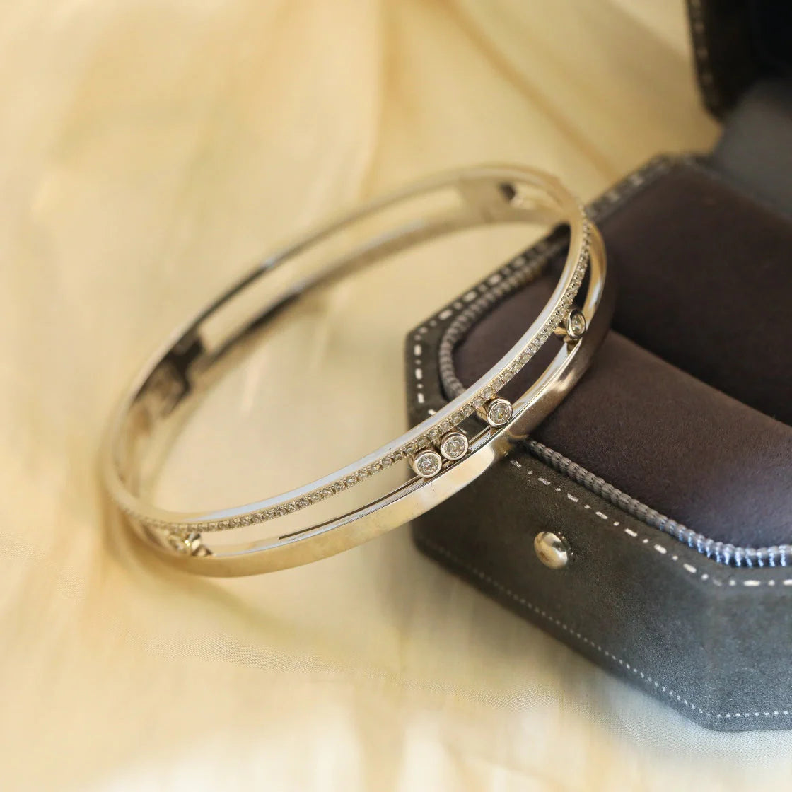 [Super CiCi]Move Romane Diamond Bangle Bracelet