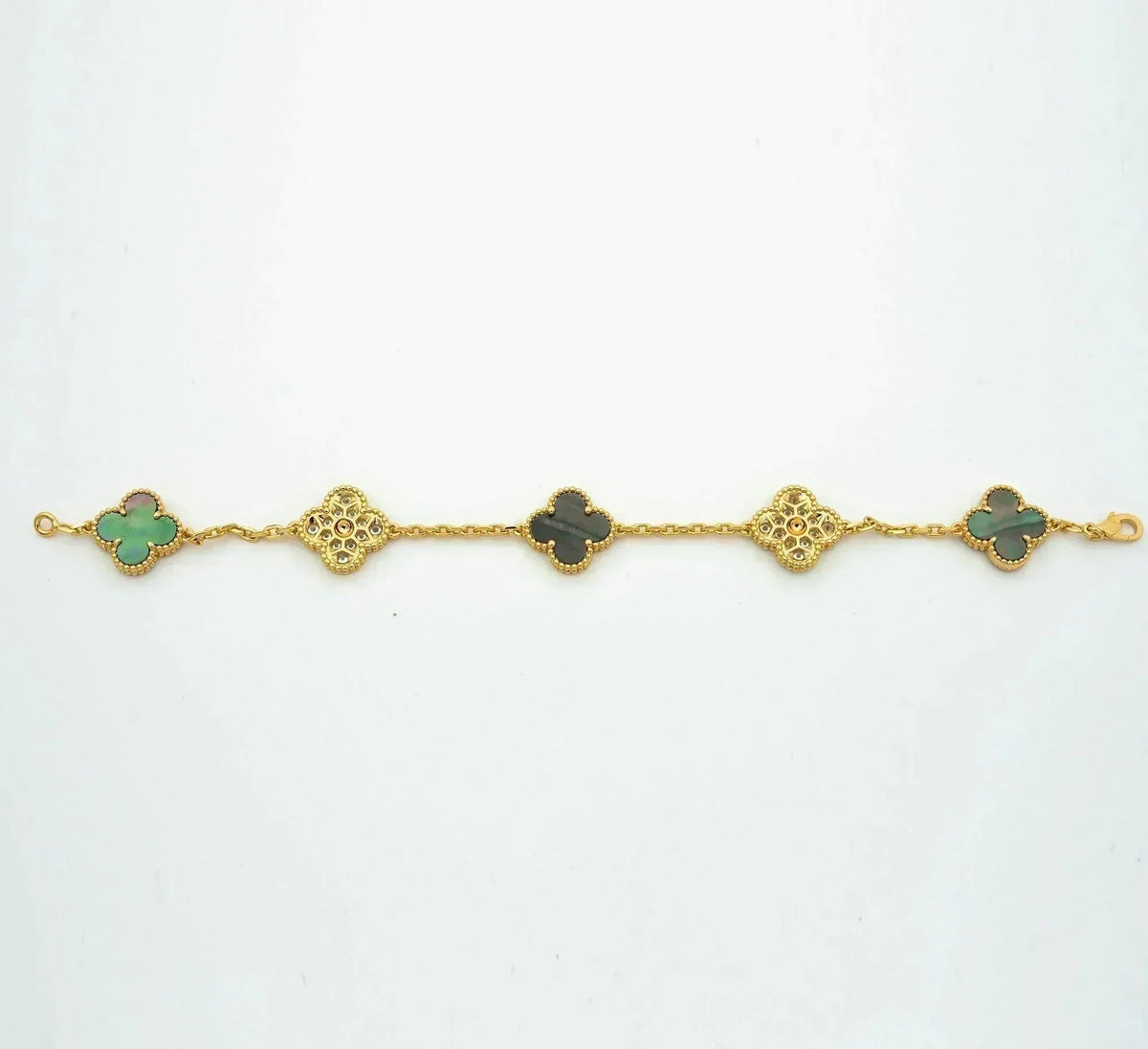 [Super CiCi ] CLOVER 5 MOTIF GRAY MOP BRACELET COLLECTION