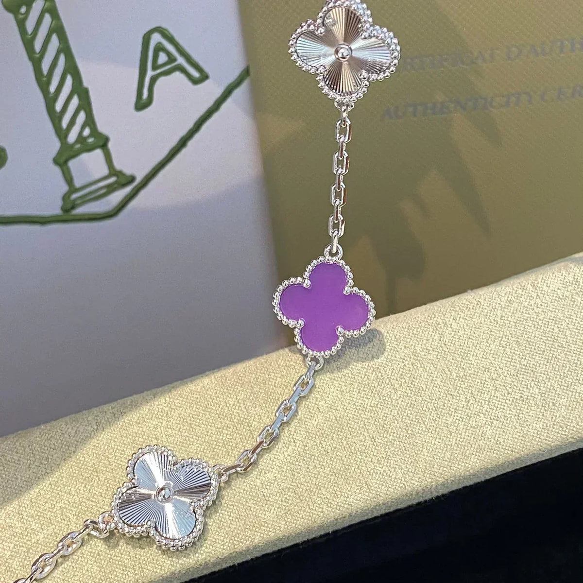 [Super CiCi ] CLOVER 5 MOTIF VIOLET BRACELET COLLECTION