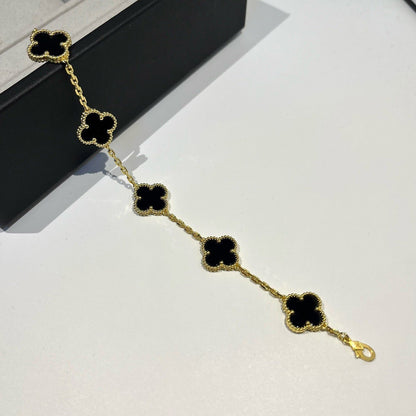 [Super CiCi ] CLOVER 5 MOTIF ONYXS BRACELET COLLECTION