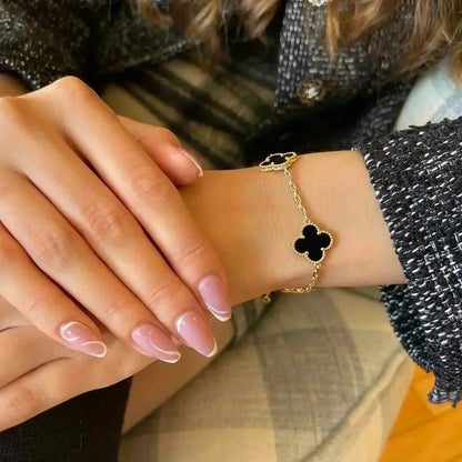 [Super CiCi ] CLOVER 5 MOTIF ONYXS BRACELET COLLECTION