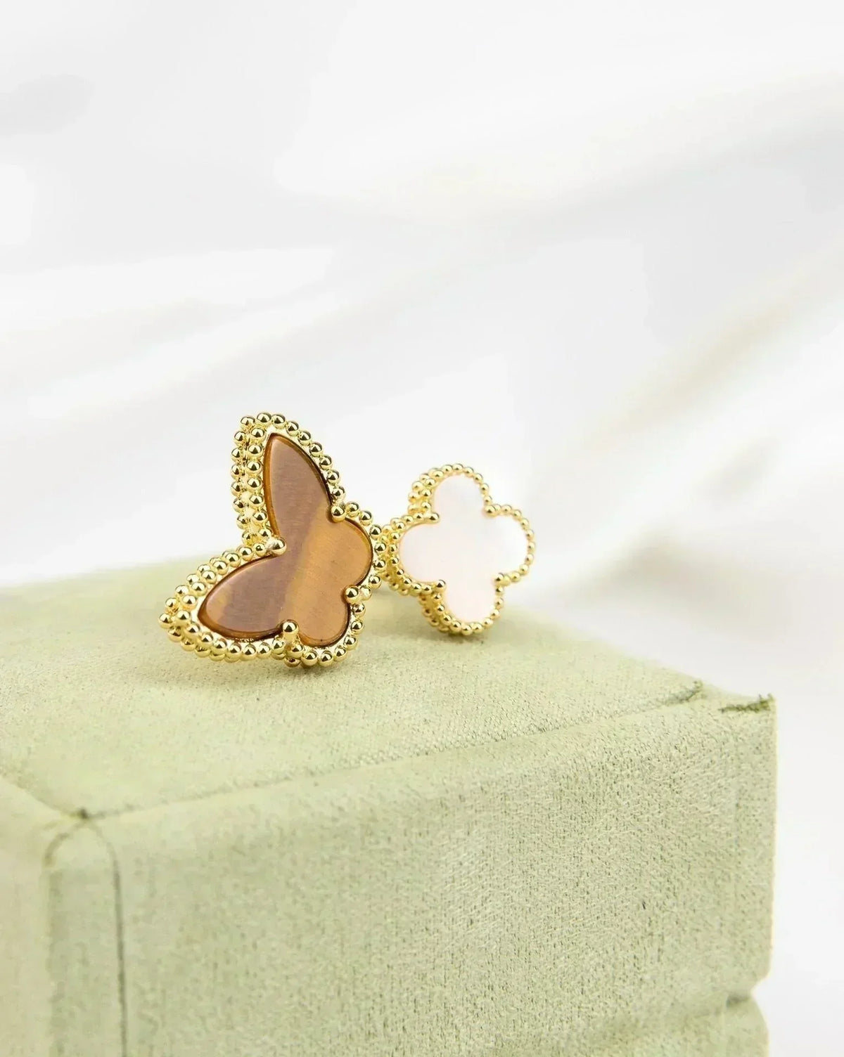 [Super CiCi ]LUCKY BETWEEN THE FINGER RING