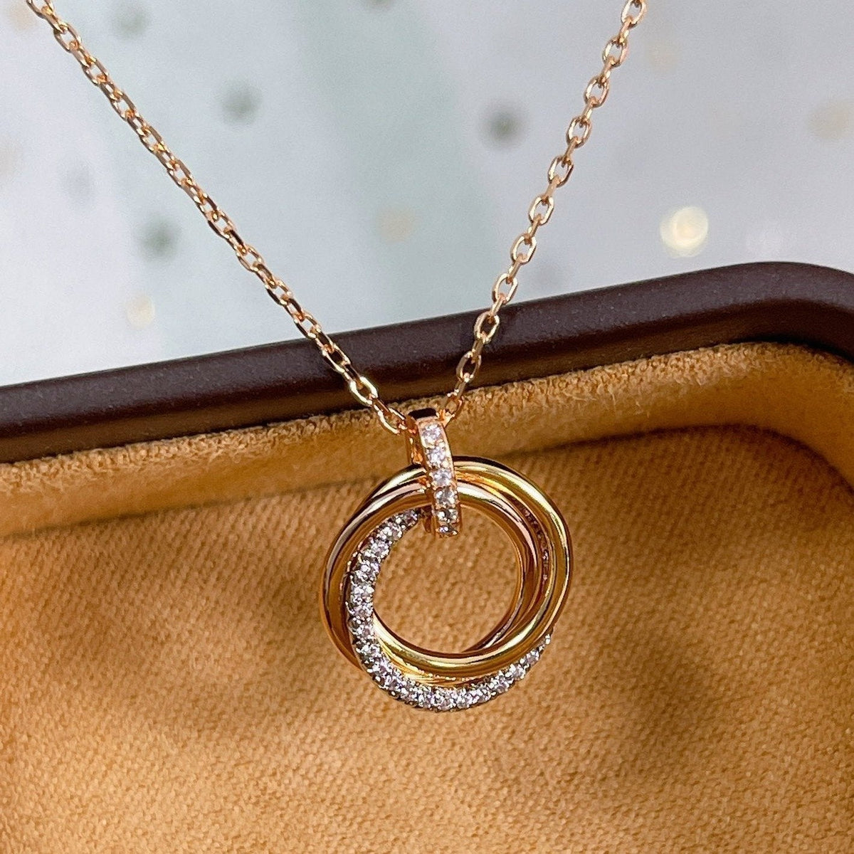 [Super CiCi ]TRINITY NECKLACE SILVER GOLD PINK GOLD DIAMONDS