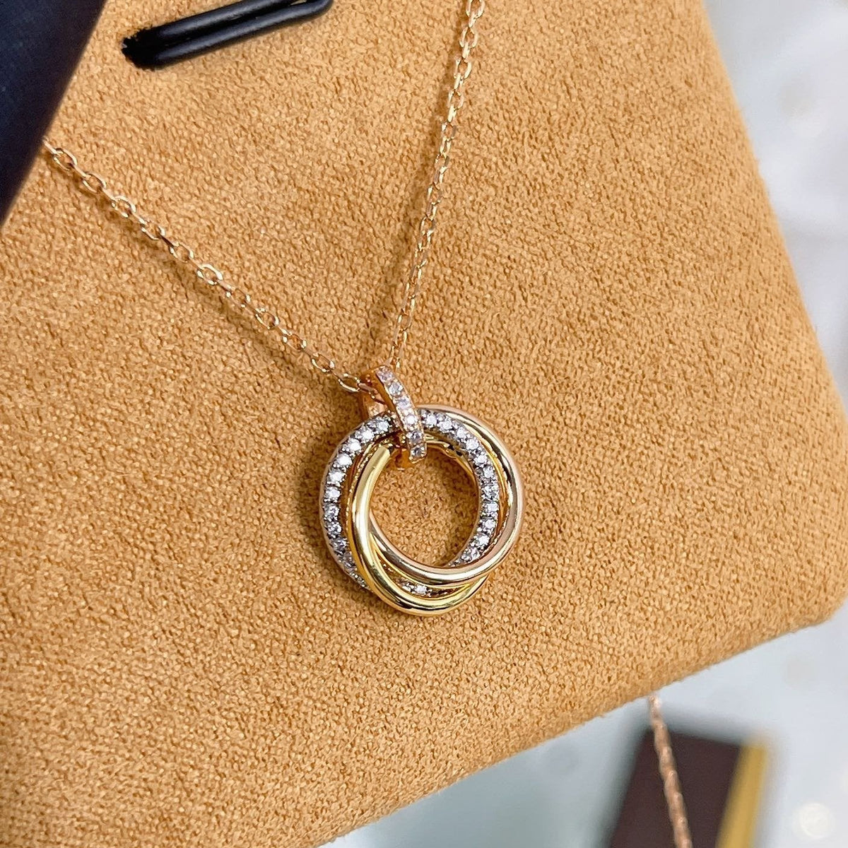 [Super CiCi ]TRINITY NECKLACE SILVER GOLD PINK GOLD DIAMONDS