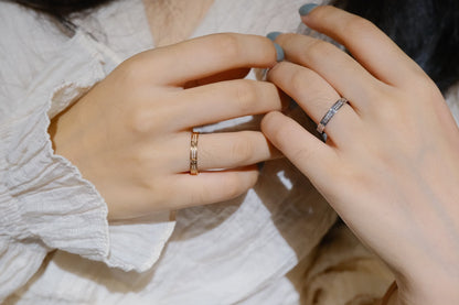 [Super CiCi ]LOVE RING 2.65MM DIAMOND