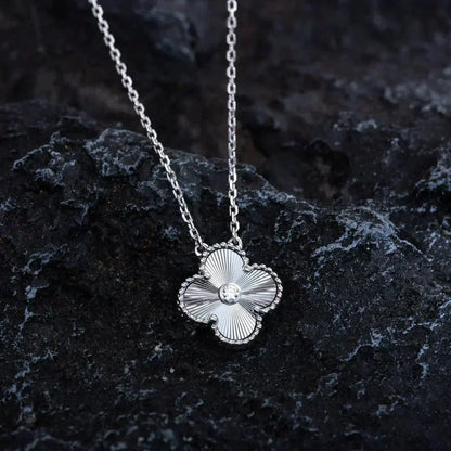 [Super CiCi ]CLOVER  15MM DIAMOND LASER NECKLACE SILVER