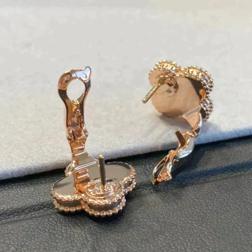 [Super CiCi ]CLOVER MEDIUM 1 MOTIFS GRAY MOP  DIAMOND EARRINGS