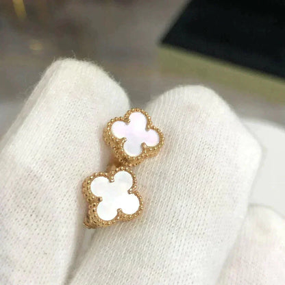[Super CiCi ]CLOVER MINI 9.5MM WHITE MOP EARRINGS