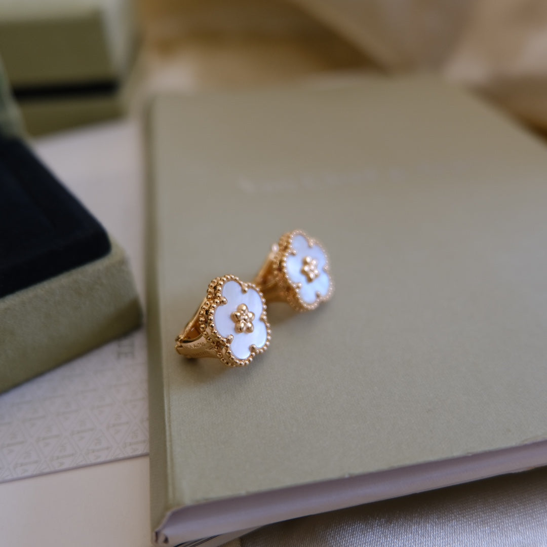 [Super CiCi ]LUCKY PINK GOLD WHITE MOP EARRINGS