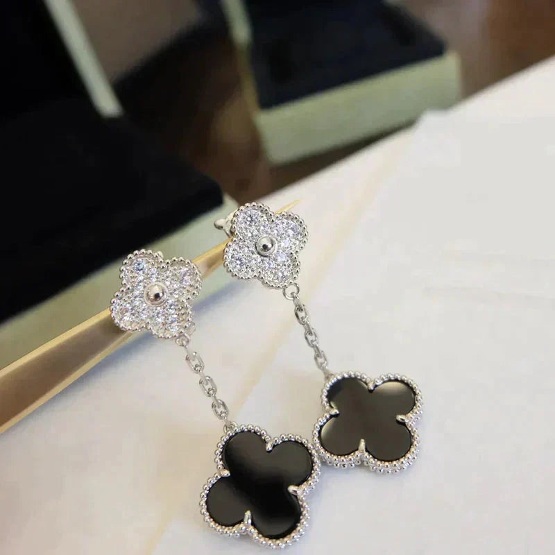 [Super CiCi ]CLOVER 2 MOTIFS  DIAMOND ONYX EARRINGS SILVER
