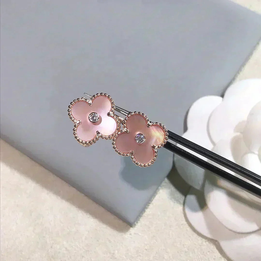 [Super CiCi ]CLOVER MEDIUM 1 MOTIFS  PINK MOP DIAMOND EARRINGS