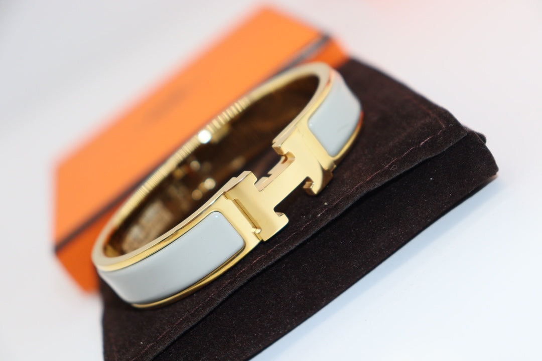 [Super CiCi ]H LIGHT BLUE BRACELET