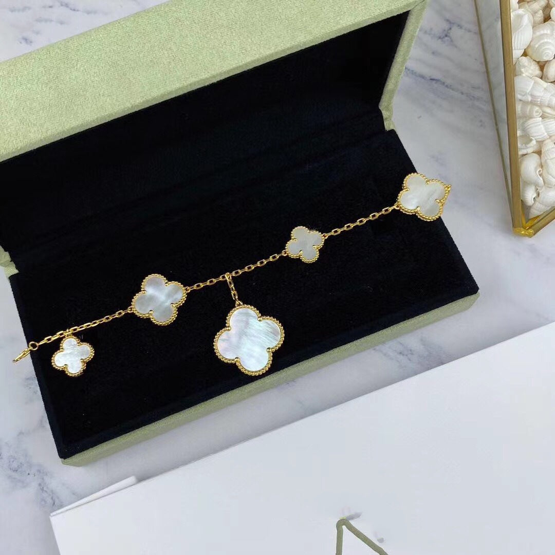 [Super CiCi ]MAGIC CLOVER MOP GOLD BRACELET 5 MOTIFS