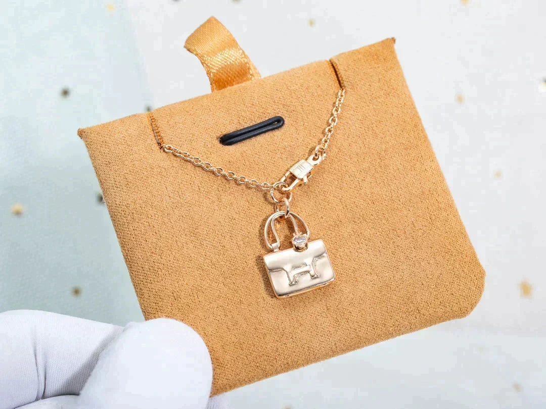 [Super CiCi ]AMULETTE PEDANT ROSE GOLD NECKLACE