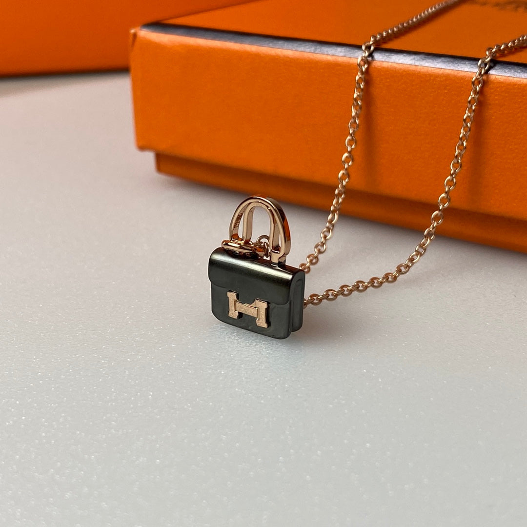[Super CiCi ]CONSTANCE BLACK PEDANT PINK GOLD NECKLACE