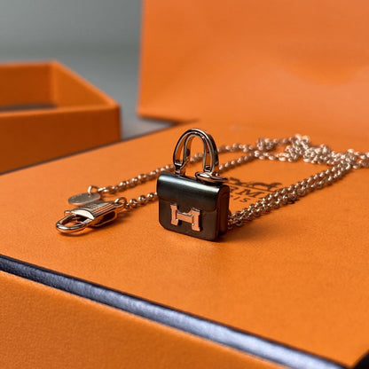 [Super CiCi ]CONSTANCE BLACK PEDANT PINK GOLD NECKLACE
