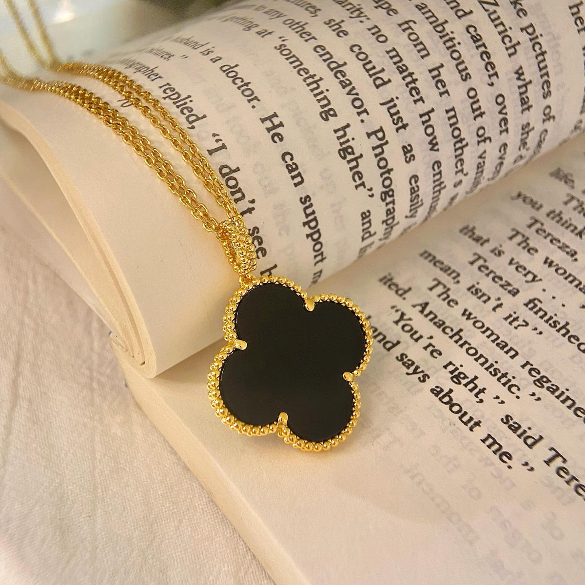 [Super CiCi ]CLOVER 25MM NECKLACE GOLD ONYX