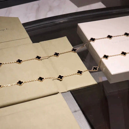 [Super CiCi ]CLOVER 20 MOTIFS ONYX NECKLACE