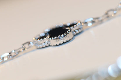 [Super CiCi ]CLOVER 20 MOTIFS ONYX DIAMOND SILVER