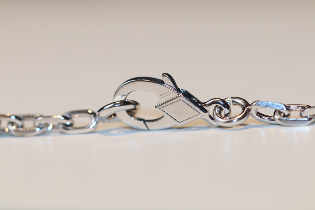 [Super CiCi ]CLOVER 20 MOTIFS ONYX DIAMOND SILVER