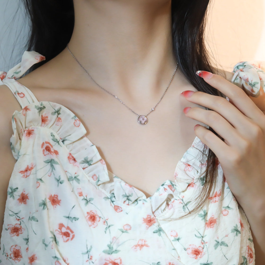 [Super CiCi ]SUN PEDANT PINK GOLD 1 DIAMOND NECKLACE