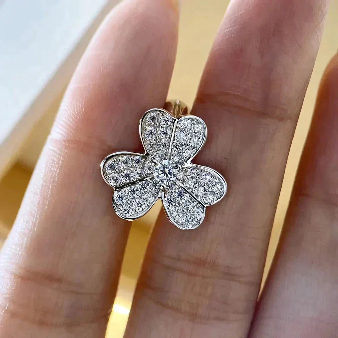 [Super CiCi ]CLOVER COMOS DIAMOND EARRINGS SILVER
