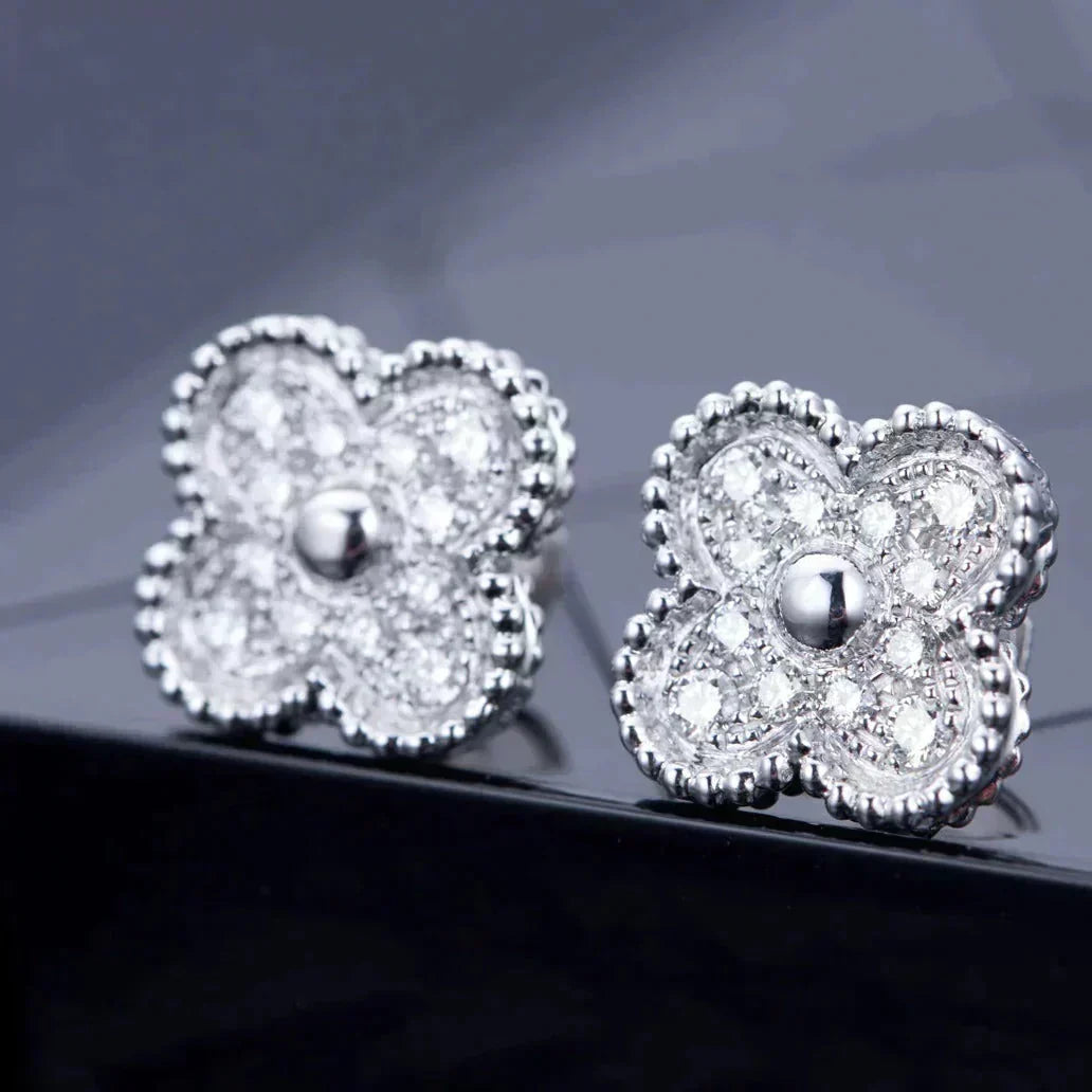 [Super CiCi ]CLOVER 1 MOTIFS DIAMOND STUD EARRINGS SILVER