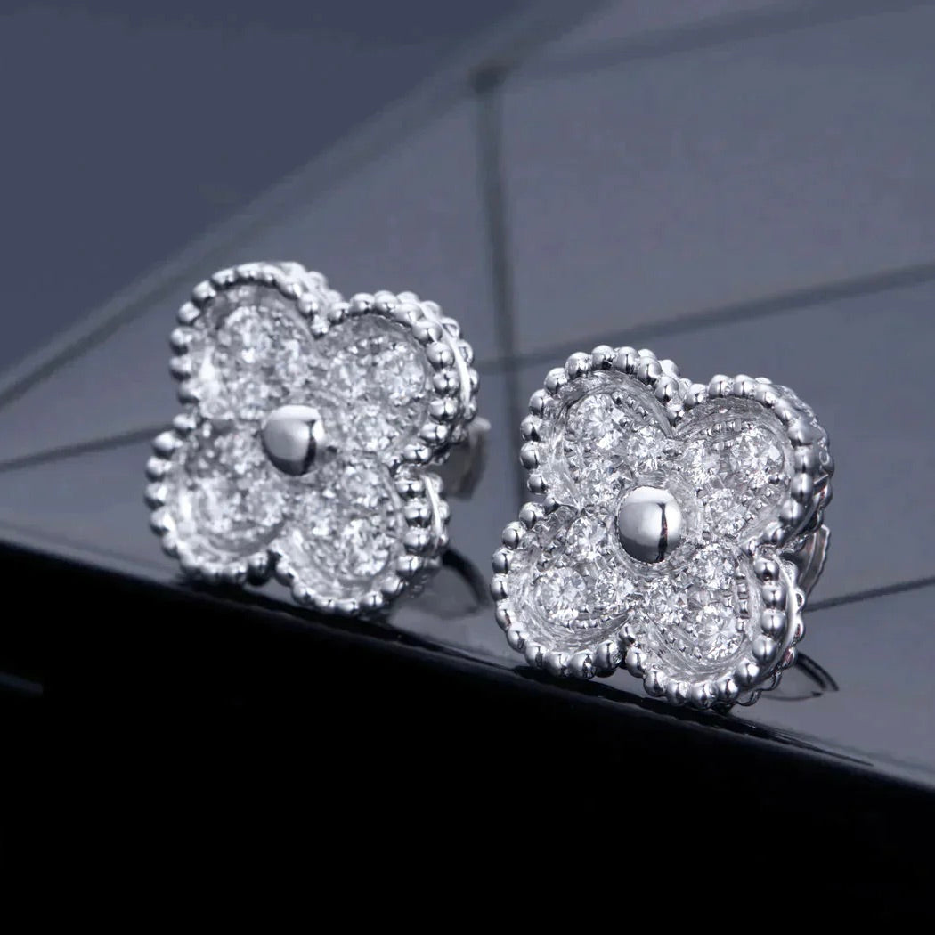 [Super CiCi ]CLOVER 1 MOTIFS DIAMOND STUD EARRINGS SILVER