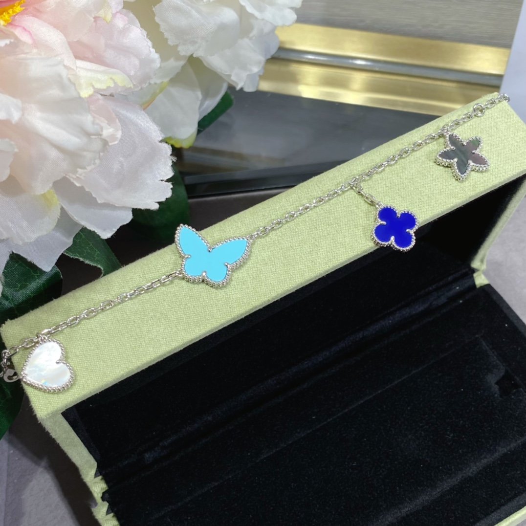 [Super CiCi ]LUCKY SPRING SILVER BRACELET 4 MOTIF