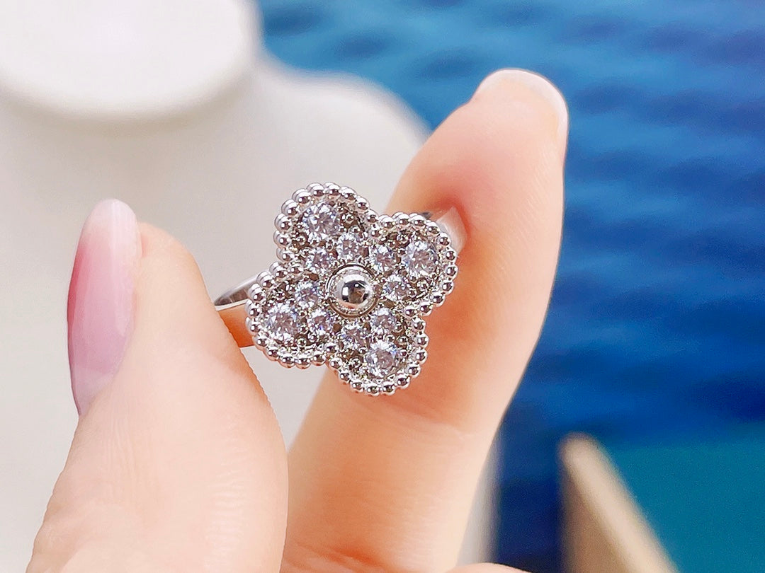 [Super CiCi ]CLOVER DIAMOND RING