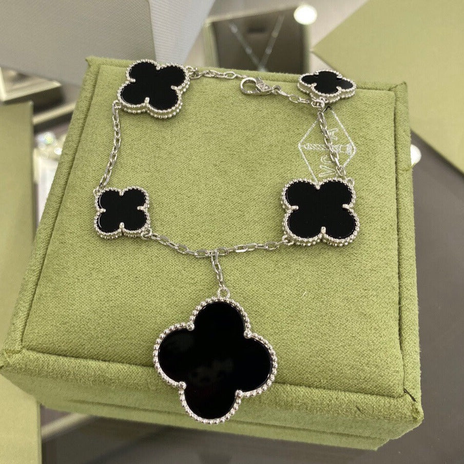 [Super CiCi ]CLOVER 5 MOTIFS SIVLER ONYX BRACELET
