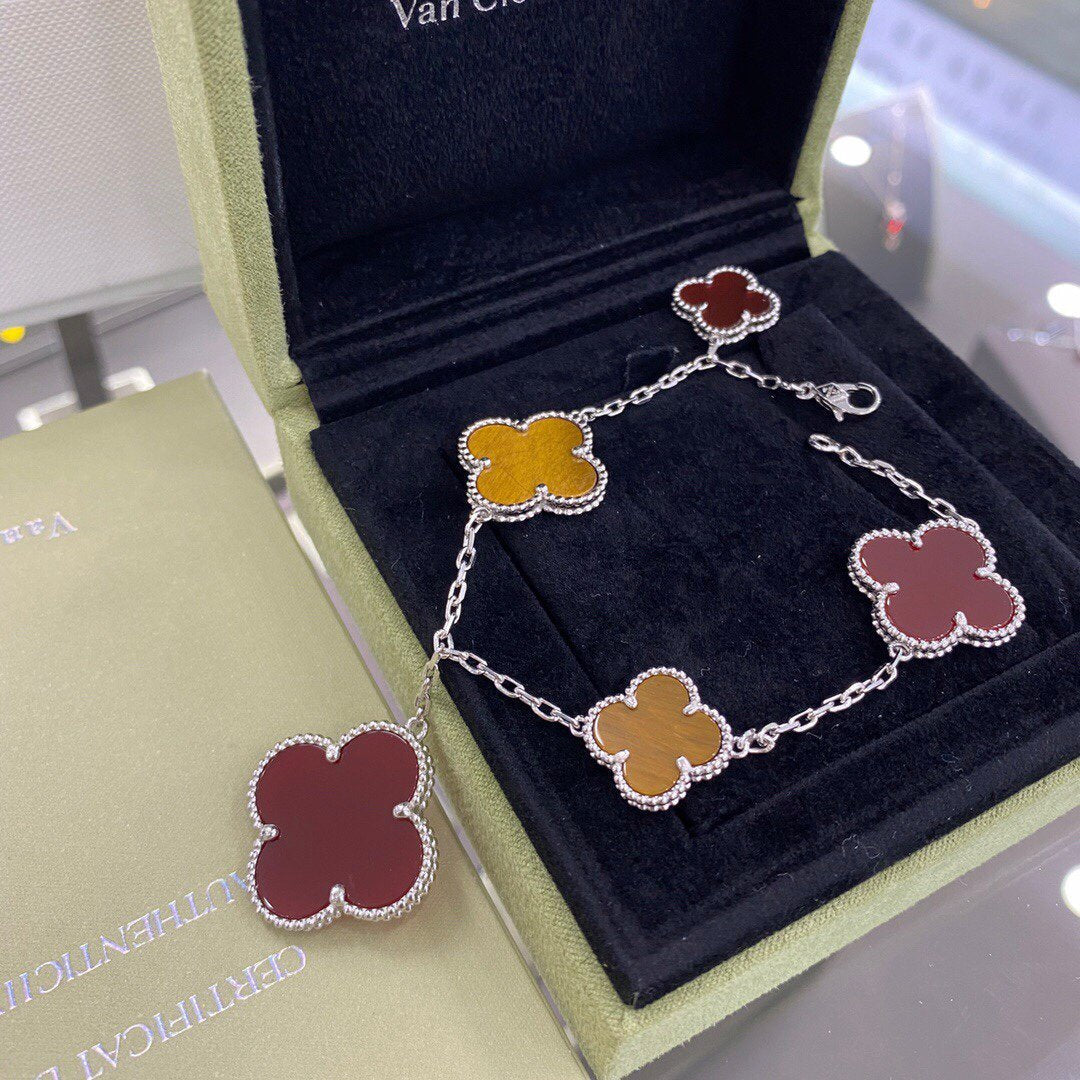 [Super CiCi ]CLOVER 5 MOTIFS SIVLER CARNELIAN TIGER EYE BRACELET