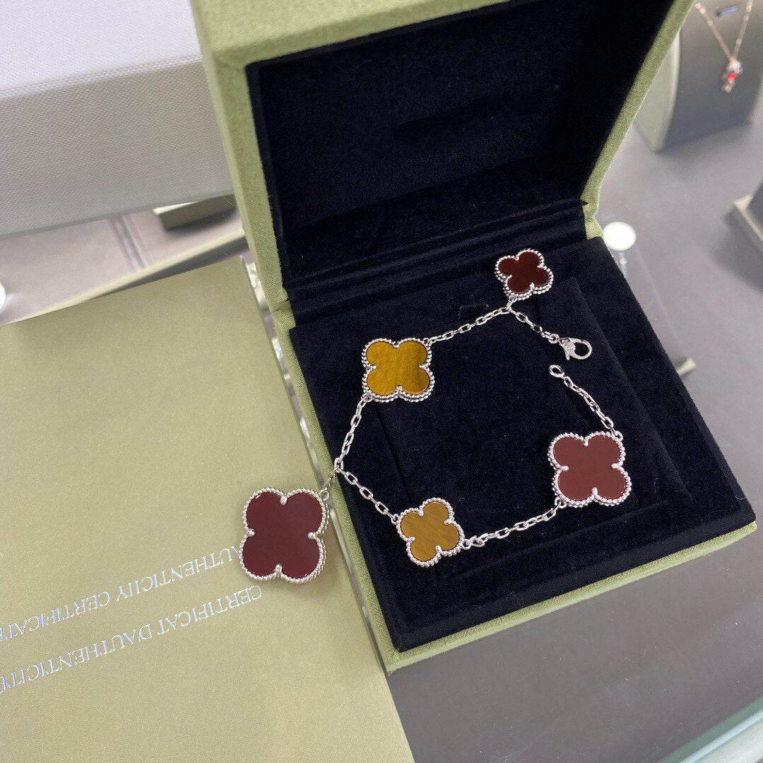 [Super CiCi ]CLOVER 5 MOTIFS SIVLER CARNELIAN TIGER EYE BRACELET