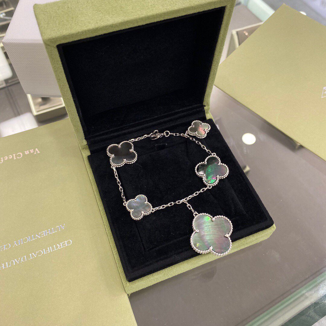 [Super CiCi ]CLOVER 5 MOTIFS SIVLER DARK MOP BRACELET