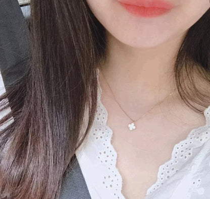 [Super CiCi ]CLOVER MINI 9.5MM WHITE MOTHER-OF-PEARL NECKLACE