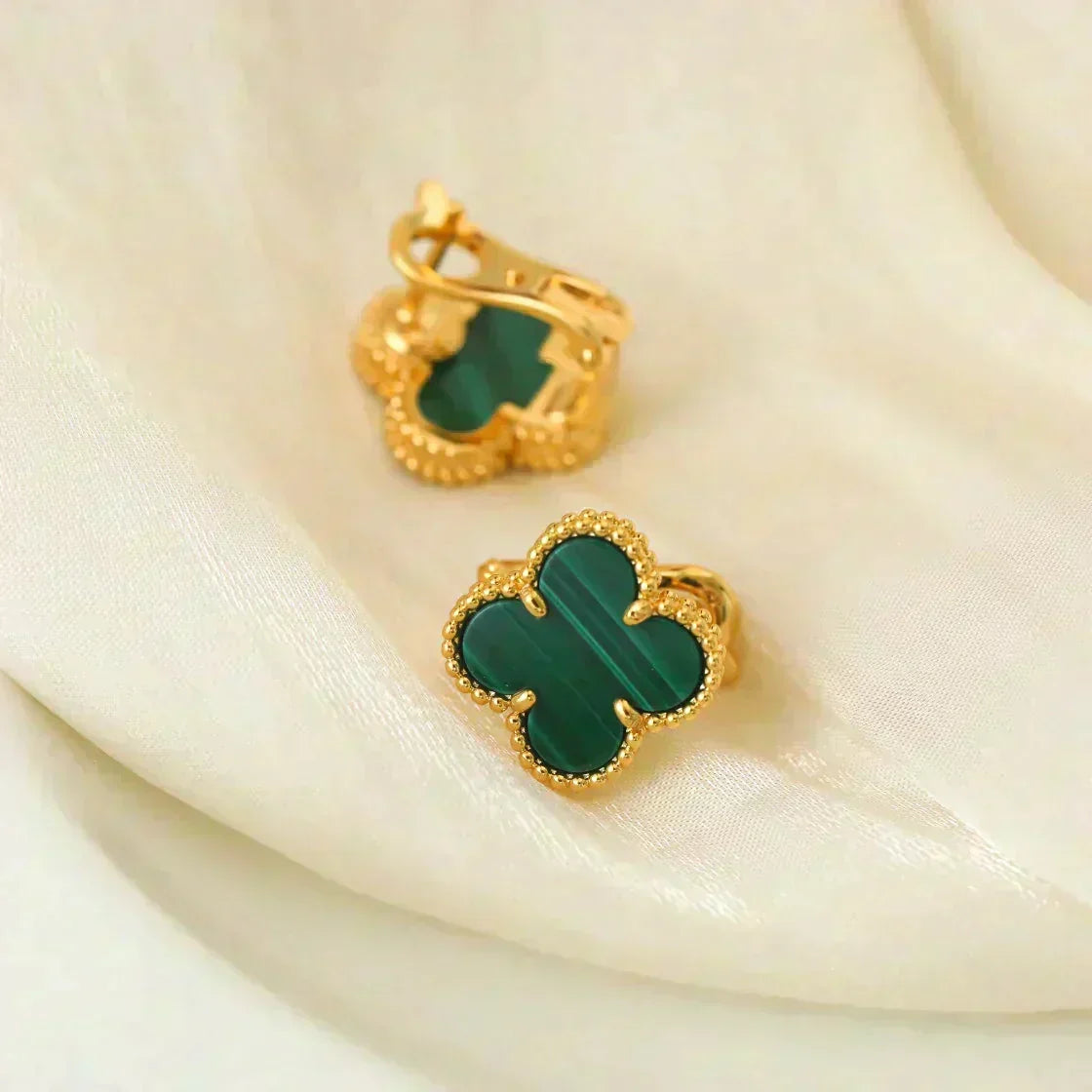 [Super CiCi ]CLOVER MEDIUM 1 MOTIFS MALACHITE  EARRINGS