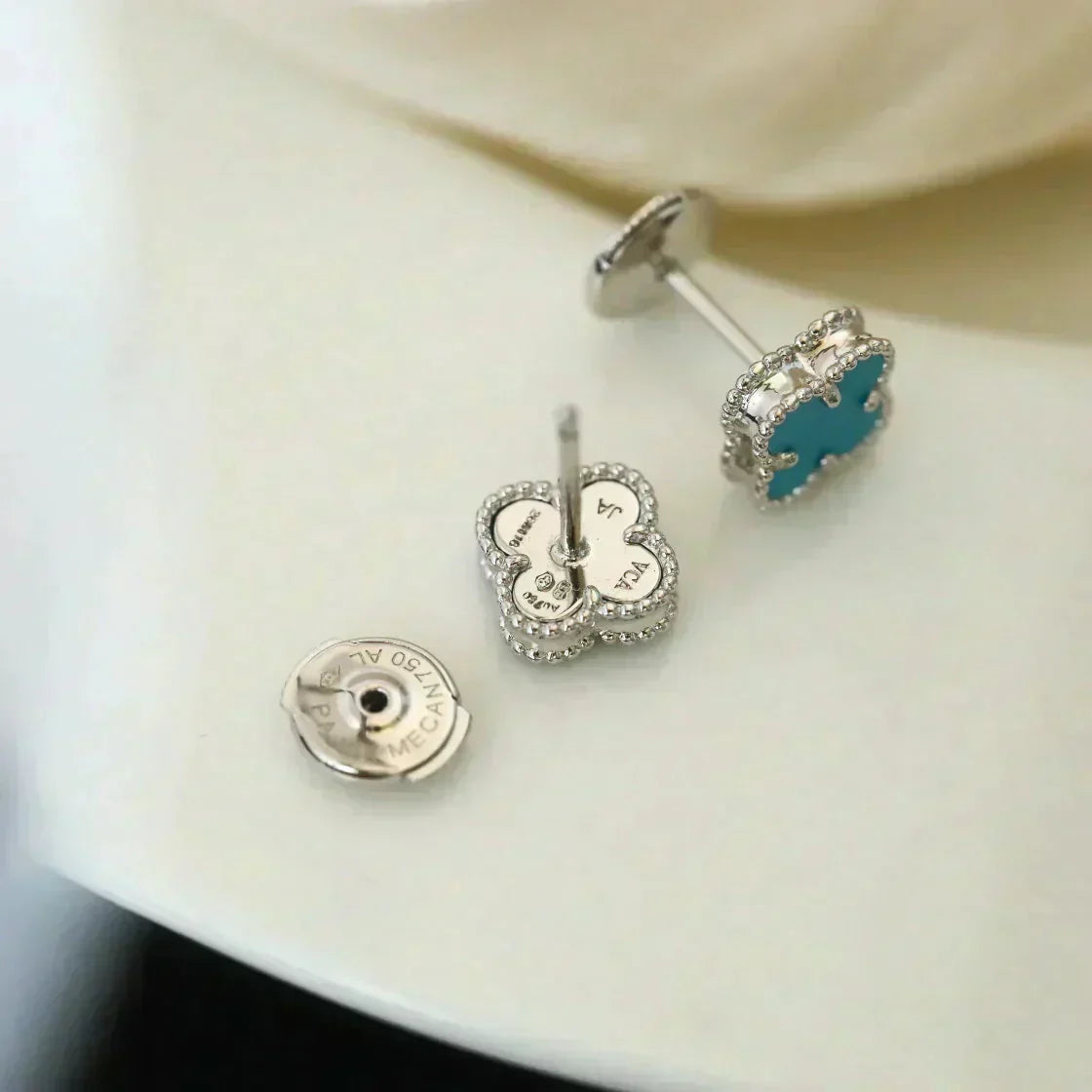 [Super CiCi ]CLOVER MINI 9.5MM ONYX STUD EARRINGS SILVER