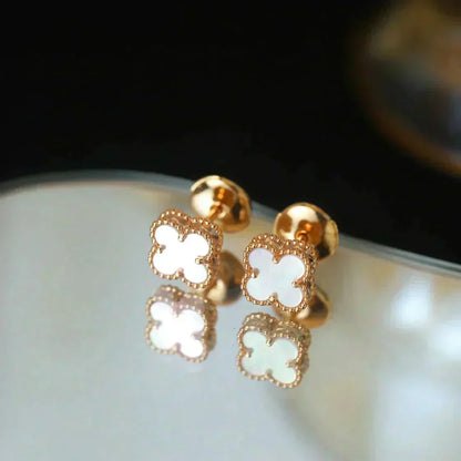 [Super CiCi ]CLOVER MINI 9.5MM WHITE MOP EARRINGS