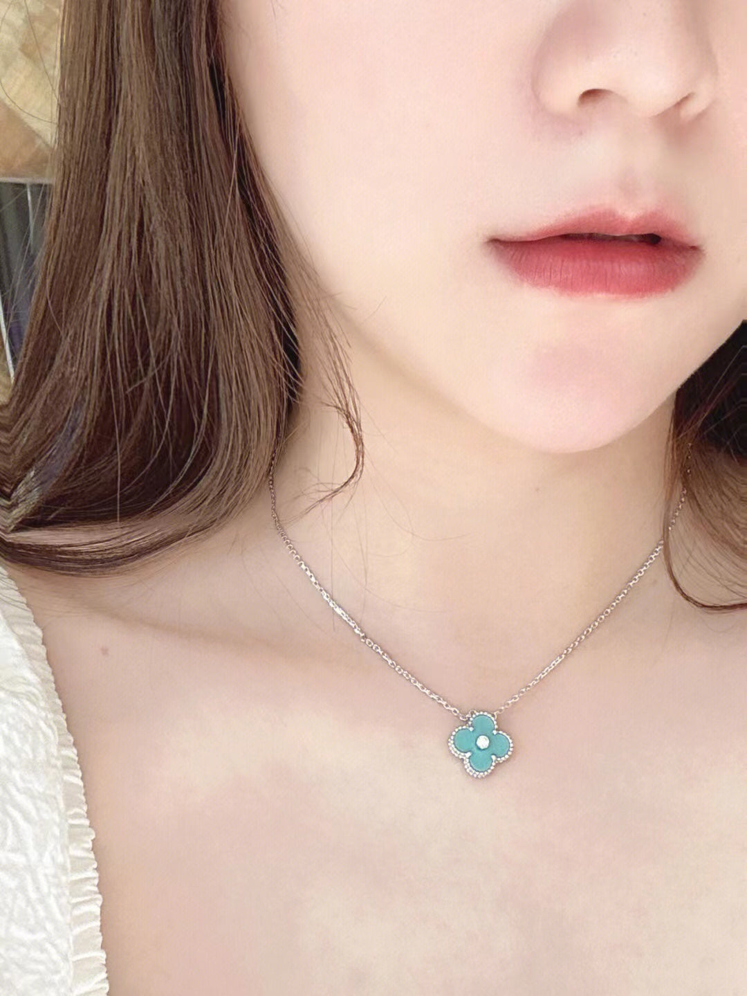 [Super CiCi ]CLOVER 1 DIAMOND LIGHT BLUE SILVER NECKLACE