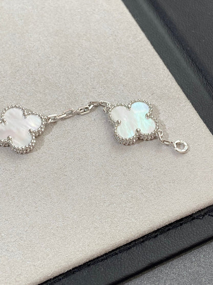[Super CiCi ]CLOVER WHITE PEARL MOP 5 MOTIF BRACELET COLLECTION
