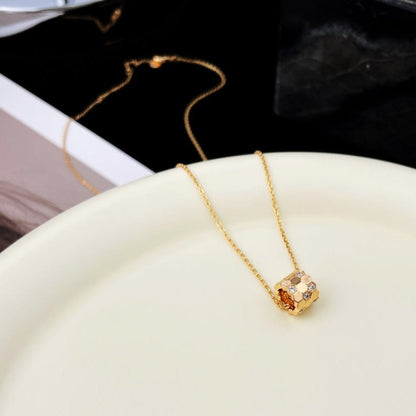 [Super CiCi ]BEE MINI PEDANT DIAMOND NECKLACE