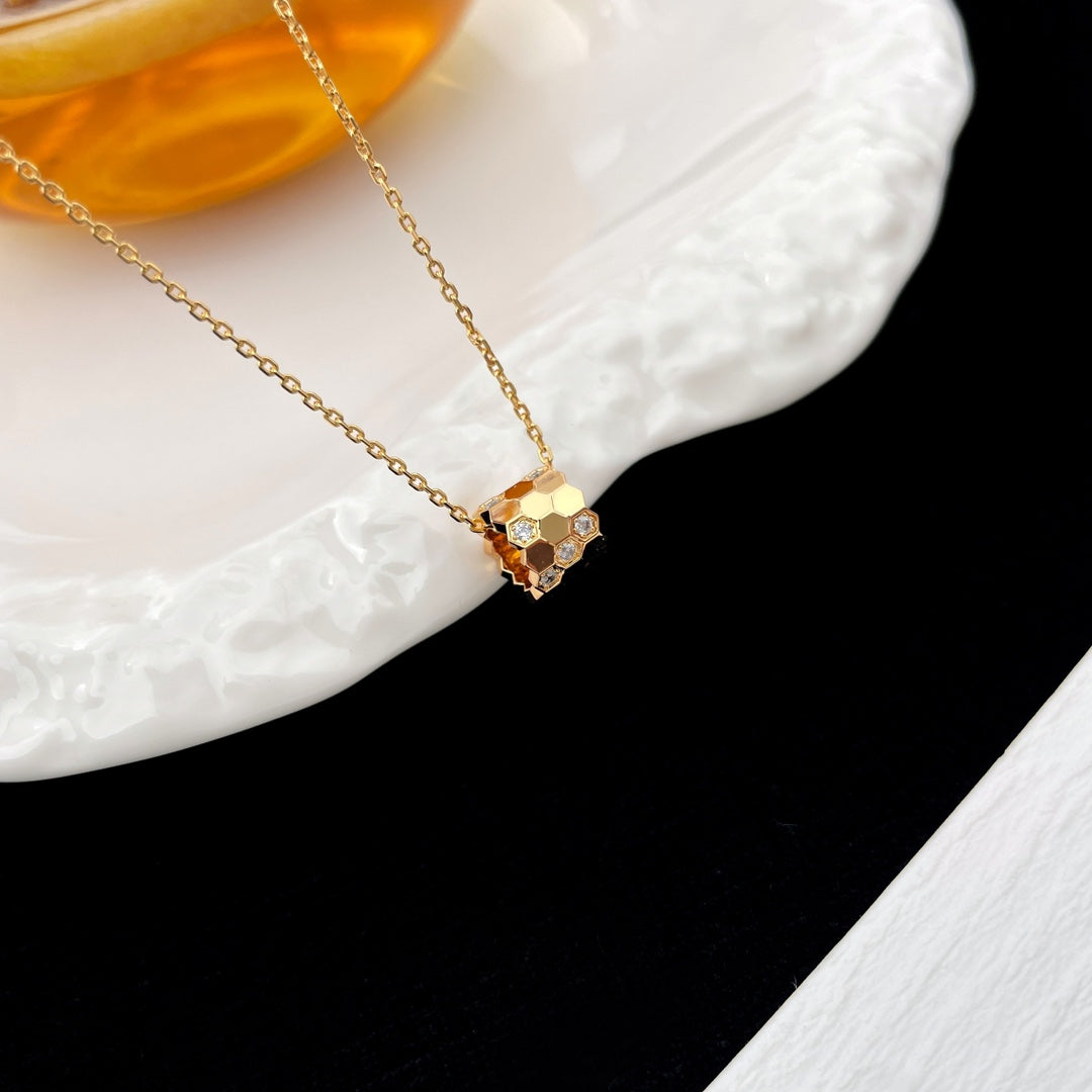 [Super CiCi ]BEE MINI PEDANT DIAMOND NECKLACE
