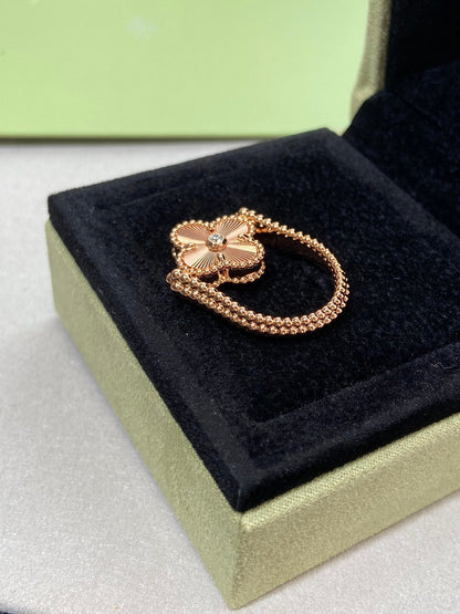 [Super CiCi ]CLOVER RIVERSIBLE PINK GOLD RING