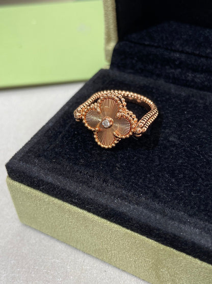 [Super CiCi ]CLOVER RIVERSIBLE PINK GOLD RING