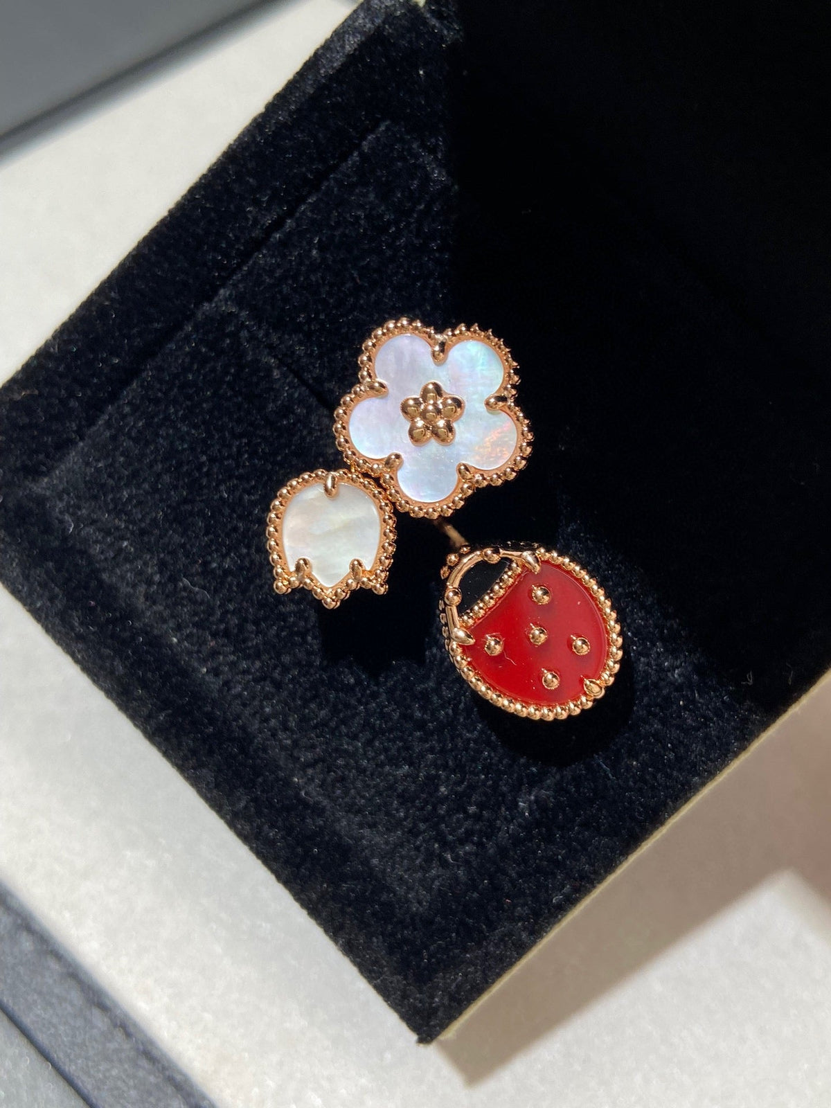 [Super CiCi ]LUCKY 3 MOTIF ROSE GOLD RING