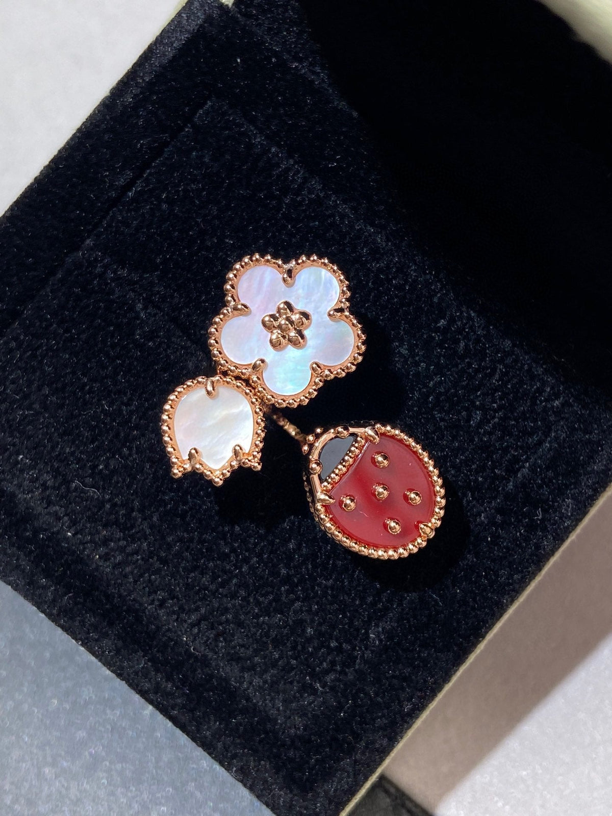 [Super CiCi ]LUCKY 3 MOTIF ROSE GOLD RING
