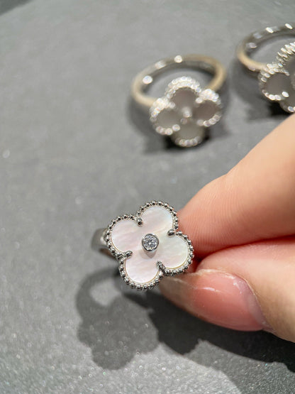 [Super CiCi ]CLOVER SILVER MOP DIAMOND RING