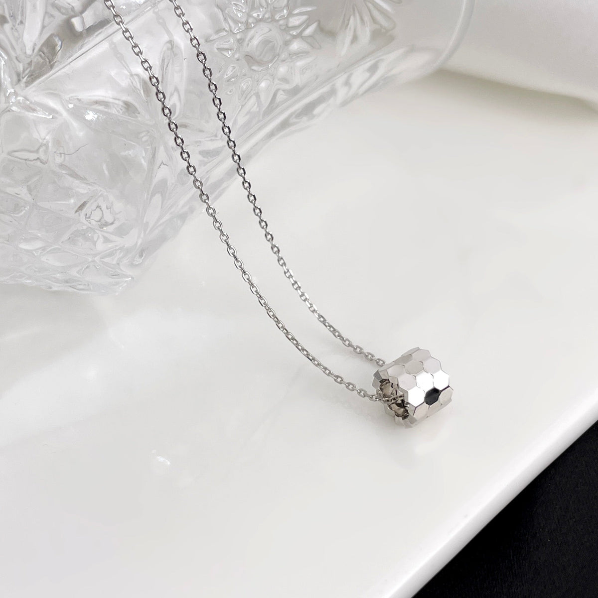 [Super CiCi ]BEE MINI NECKLACE