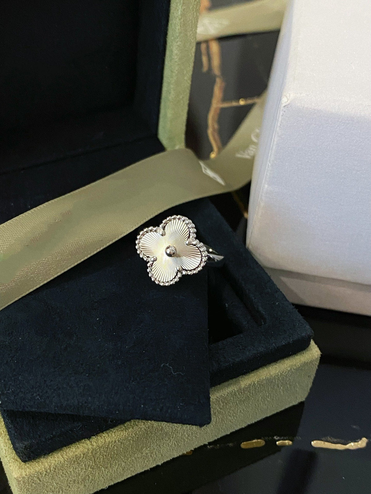 [Super CiCi ]CLOVER SILVER RING
