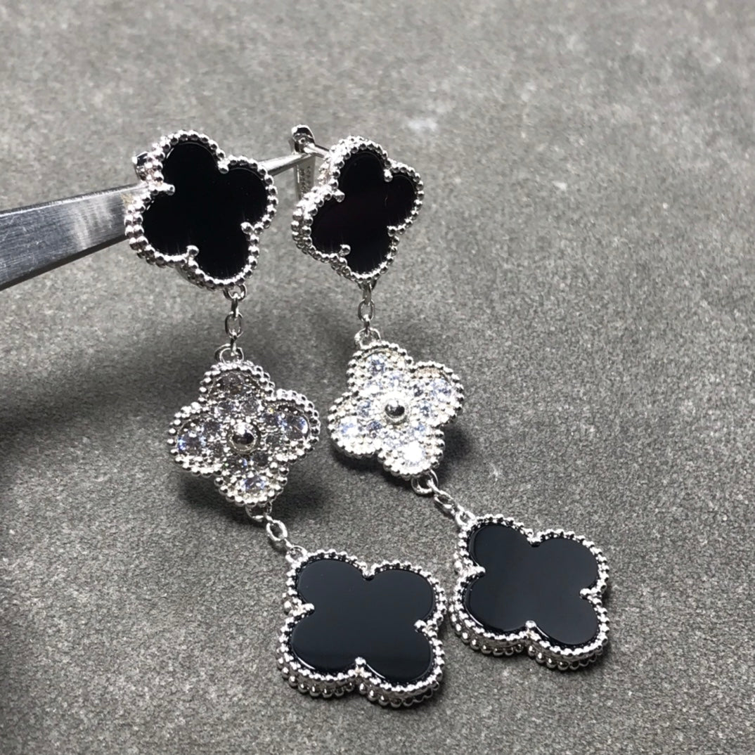 [Super CiCi ]CLOVER 3 MOTIF DIAMOND ONYX SILVER EARRINGS